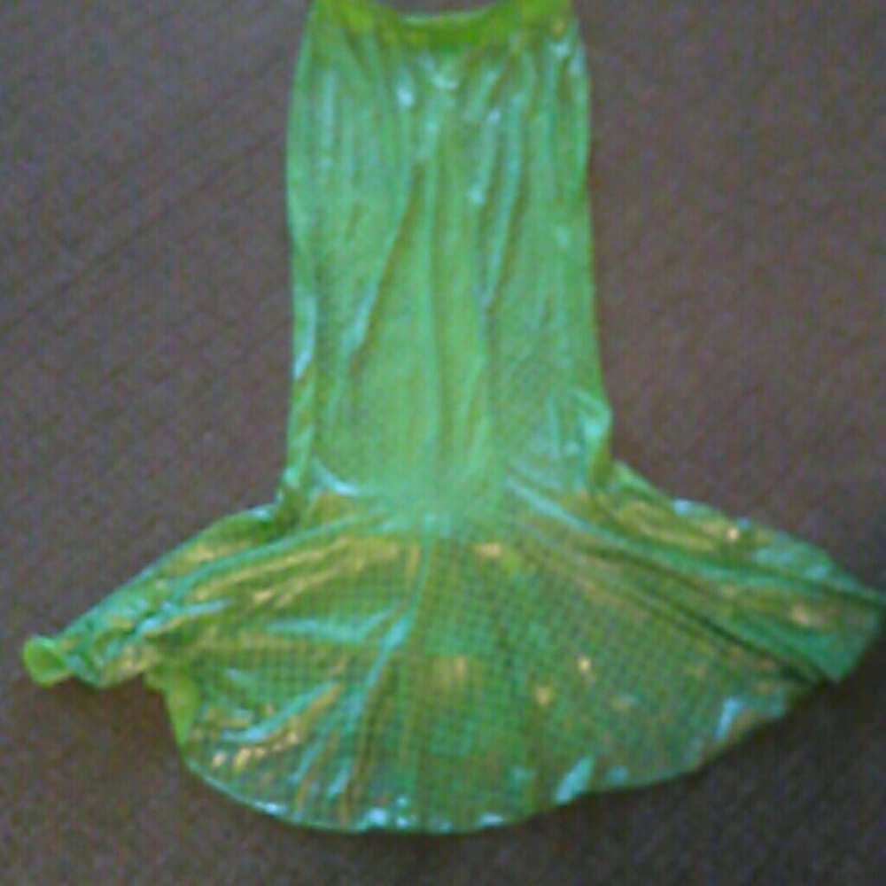 Size small mermaide long skirt - Picture 2 of 4